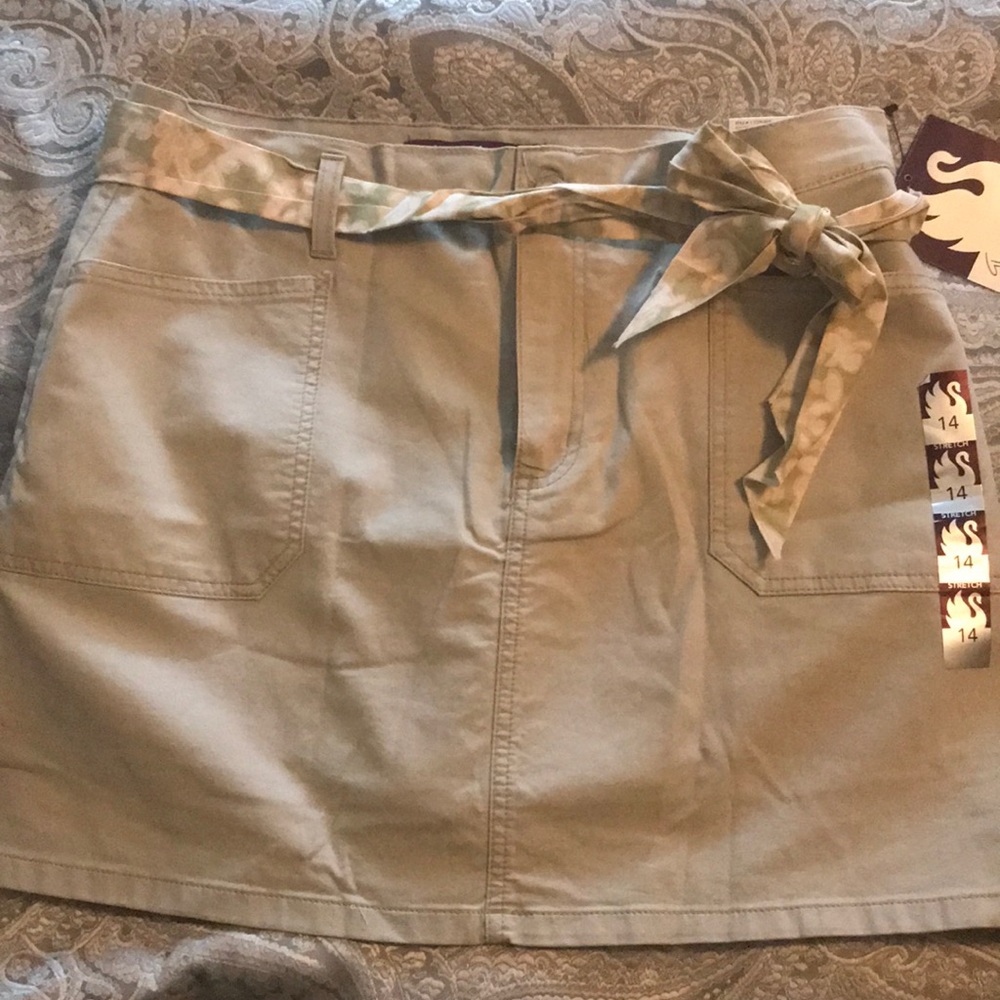 Tan Skorts